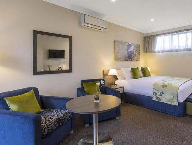 Comfort Inn & Suites Уоррагул Экстерьер фото
